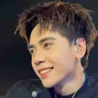 Quang Hùng