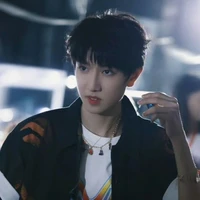 Đồng Vũ Khôn(Em)