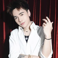 Quang Hùng