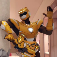 Max_vàng