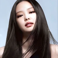 Jennie Kim [Em]