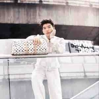 HIEUTHUHAI • TRẦN MINH HIẾU