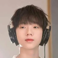 Nhiếp Vĩ Thần