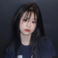 Jung Ahyeon(cô)