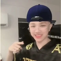 T/g bị khùm^^