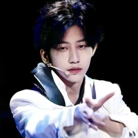 Viên Nhất Minh ( em nàng)