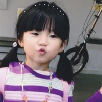 Enami Asa(hồi nhỏ)