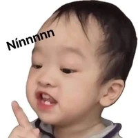 nhìn gì? thích tui à mà nhìn