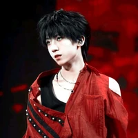 Dương Bác Văn//hắn//