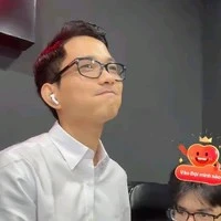Thầy Titan