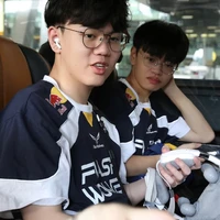 Nguyễn Ngọc Mai ( Rabbit,t/g)