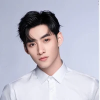 Huỳnh Hoàng Hùng (Hùng Huỳnh)