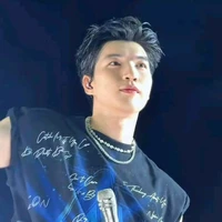 Trần Minh Hiếu - HIEUTHUHAI