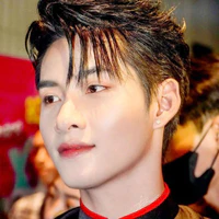 Hoàng Hùng