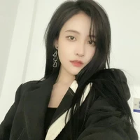 Tằng Ngải Giai_Y