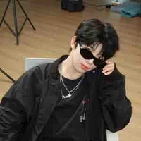 Trương Hàm Thụy_R