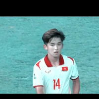 ？？？Lê Huỳnh Triệu