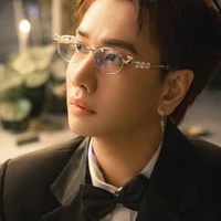 Hoàng Kim Long-Lou Hoàng -