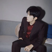Dịch Dương Thiên Tỉ