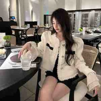 Lục Dạ Nguyệt