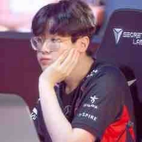 Zeus nick phụ của choi wooje