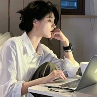 Vương Ái Lan