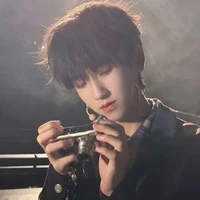 Tả Kỳ Hàm ( em )