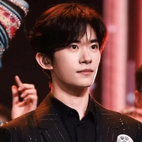 Dịch Dương Thiên Tỉ