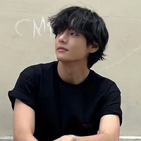 Kim Taehyung - V