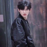 Dư Vũ Hàm (anh)