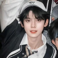 Tả Yann (tác giả)