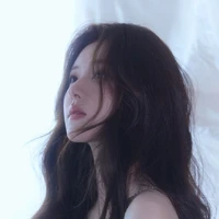 Nguyễn Miên Du Dương²² | Caresse