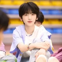 Tả Kỳ Hàm _( cậu )