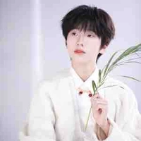 Nhiếp Vĩ Thần