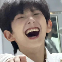 Nhỏ mát mát tẻn tẻn😀