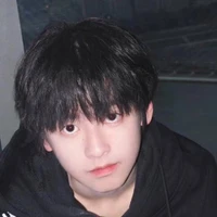 Dương Hàm Bác (anh tư của nữ 9)