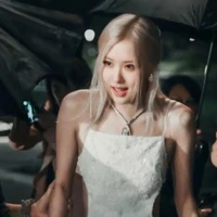 Park Chaeyoung ( Nàng )