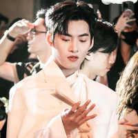 Huỳnh Hoàng Hùng _ Hùng Huỳnh