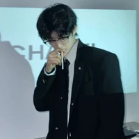 Lục Hàn Hải Lâm