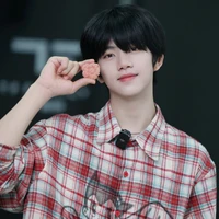 Trương Hàm  Thụy _cậu