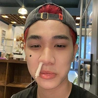 Cô ơi bn Duy ỉa trong lớp