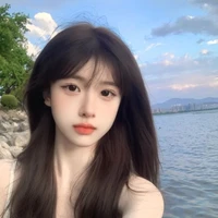 Dương Mẫn Hoa(mẹ cậu)