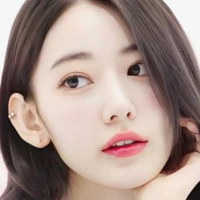 Sakura ( chị)