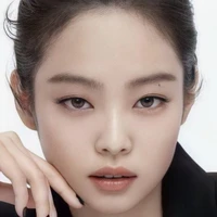 kim Jennie ( em )