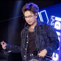 Hoàng Kim Long (lou)