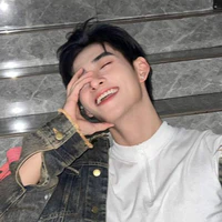 Hùng Huỳnh