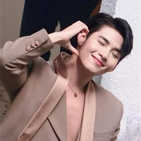 Hùng Huỳnh