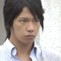 Kagami Arata
