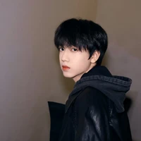 Trương Quế Nguyên//hắn//