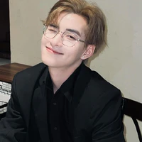 Hùng Huỳnh:HHH